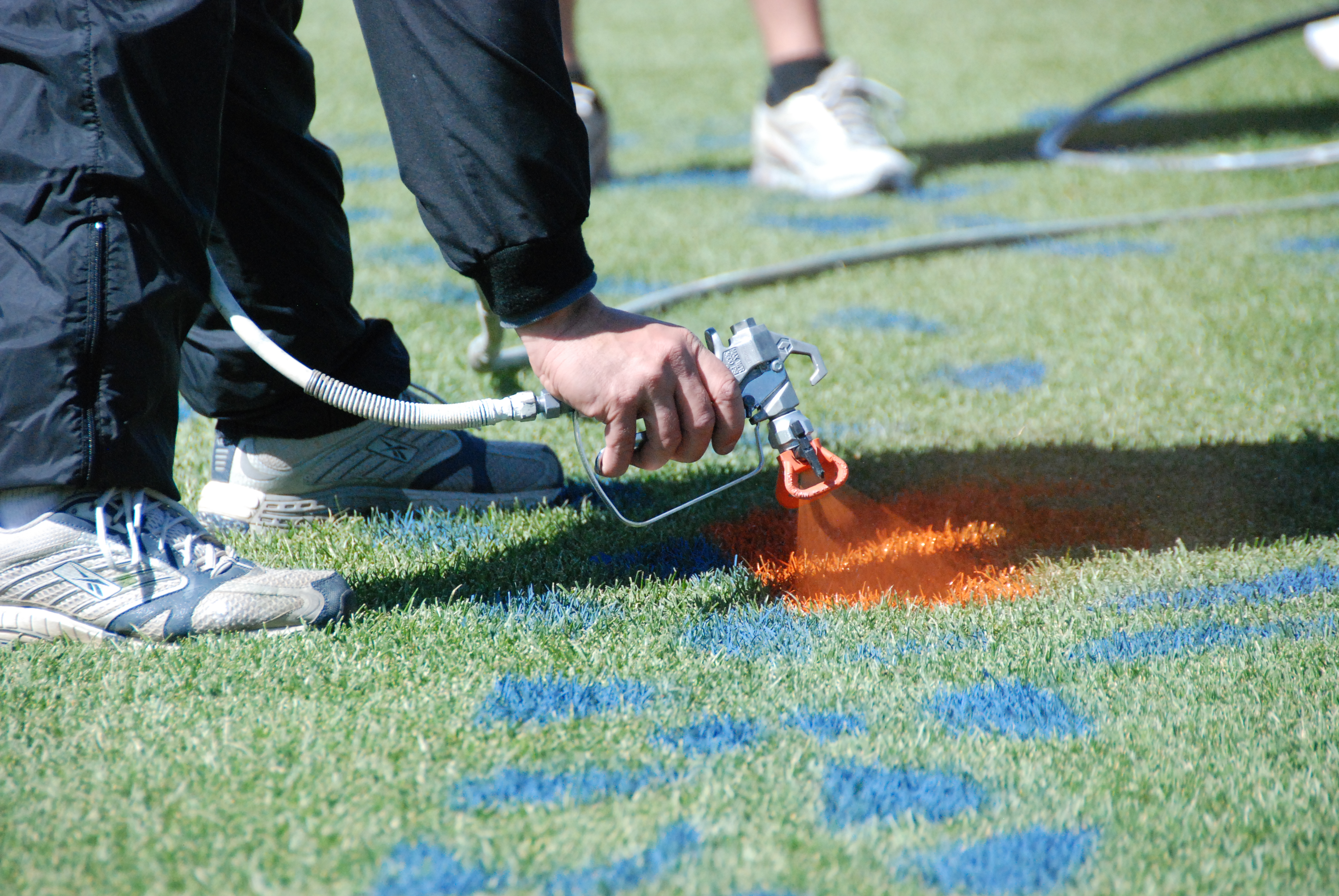 Cool stuff: painting the Broncos logo on turf | Gardening after five
